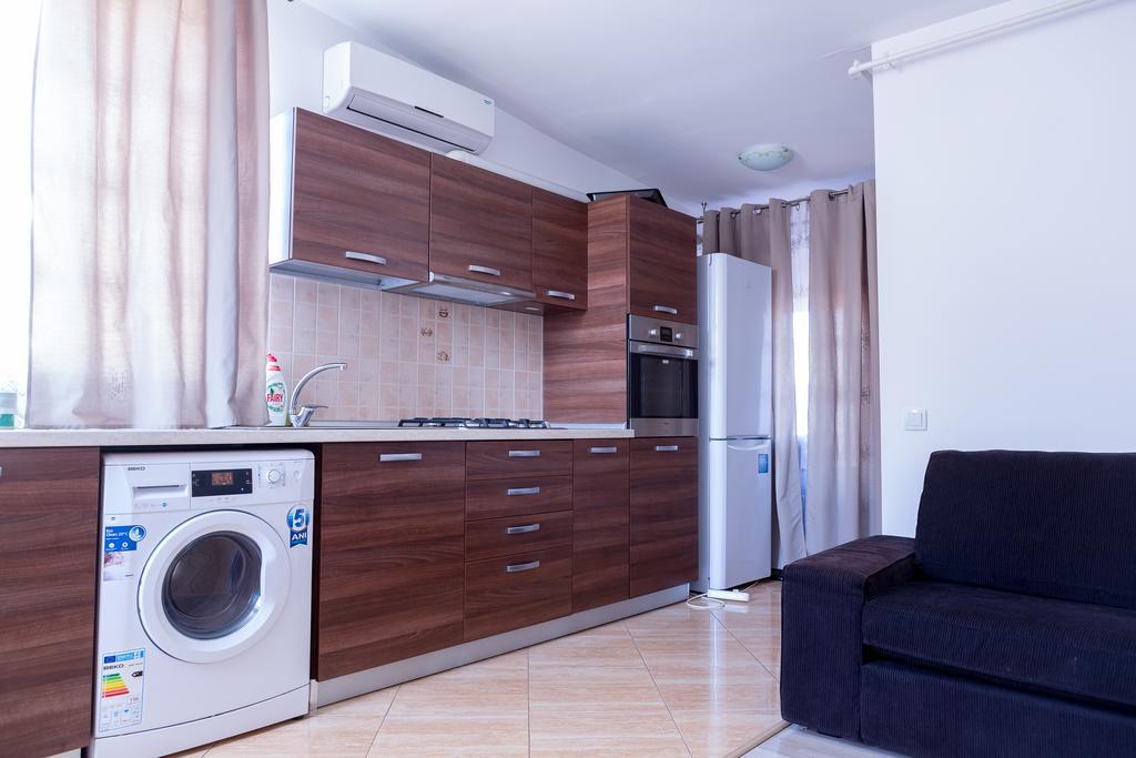 Garsoniere Dinu Apartment บูคาเรสต์ ภายนอก รูปภาพ