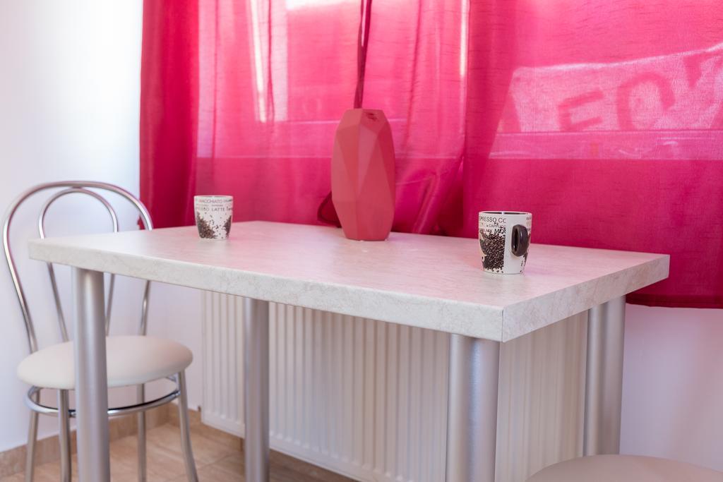 Garsoniere Dinu Apartment บูคาเรสต์ ภายนอก รูปภาพ